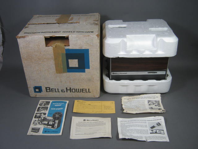 Vtg Bell & Howell 466 ZB Variable Speed Dual Super 8 8mm Movie Film Projector NR