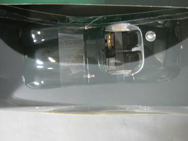 AUTOart Jaguar C Type Green 1:18 Scale Diecast Die-Cast In Box No Reserve 3
