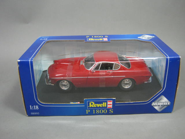 Revell Metal P 1800 S Volvo Diecast 1:18 Scale Red Car 08895 RARE No Reserve!
