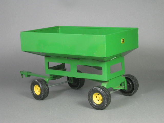 Vtg Ertl John Deere Tin Metal Toy Lot Tractor 112 Chuck Wagon Hay Baler Plow NR! 7