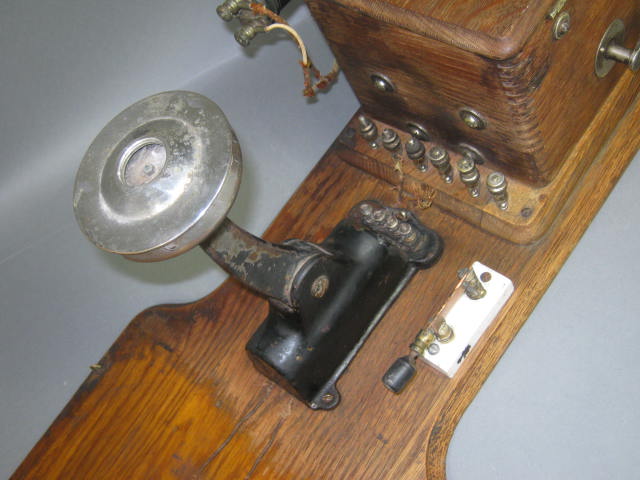 Vtg Antique Crank Wall Phone W/ Mouth Ear Piece Transmitter 4-Bar Magneto Bell + 5