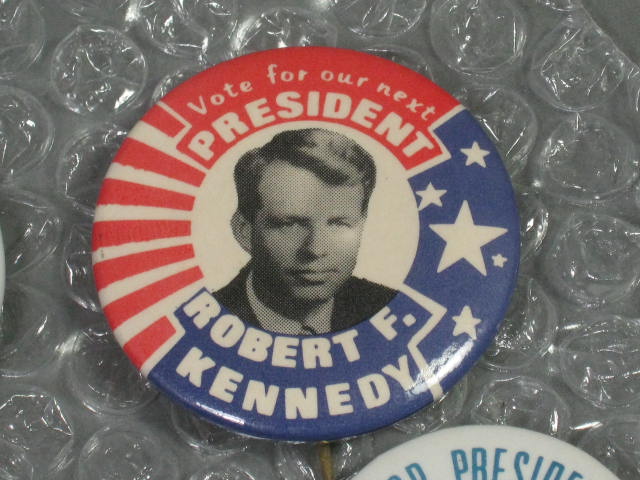 12 Vtg 1968 Robert Bobby Kennedy RFK Campaign Pin Pinback Button Lot Flasher+ NR 10