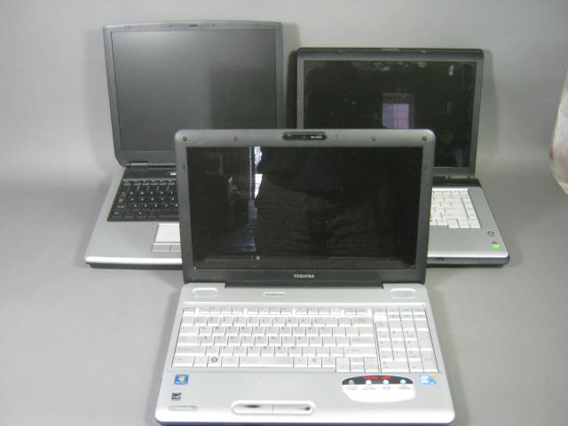 Lot of 3 Toshiba Laptop Notebook Computers Satellite Parts & Repair Only As-Is