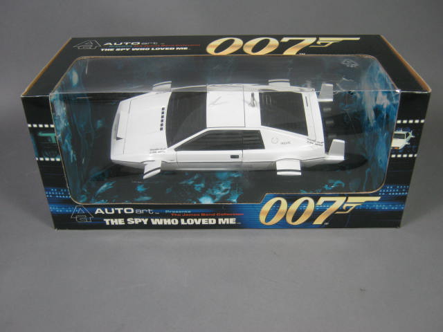 Autoart 007 Lotus Esprit The Spy Who Loved Me James Bond Submarine Diecast 1:18