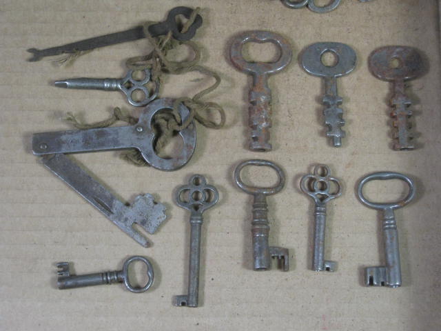 Vtg Antique Skeleton Key Lock Padlock Lot Ilco Corbin Yale Towne Slaymaker Elgin 7