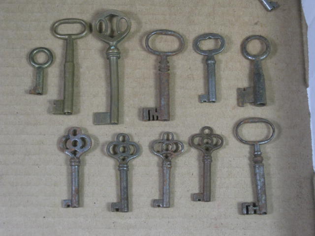 Vtg Antique Skeleton Key Lock Padlock Lot Ilco Corbin Yale Towne Slaymaker Elgin 8