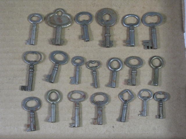 Vtg Antique Skeleton Key Lock Padlock Lot Ilco Corbin Yale Towne Slaymaker Elgin 10