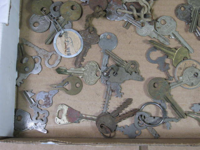 Vtg Antique Skeleton Key Lock Padlock Lot Ilco Corbin Yale Towne Slaymaker Elgin 17
