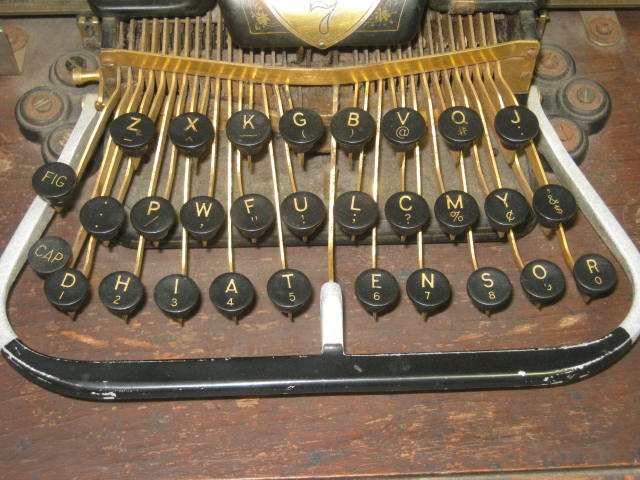 Vtg Antique Blickensderfer No 7 Portable Manual Typewriter W/Oak Case Non-Qwerty 3