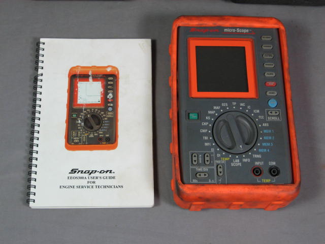 Snap-On Tools EEOS300A Micro-Scope Oscilloscope W/ Case 1