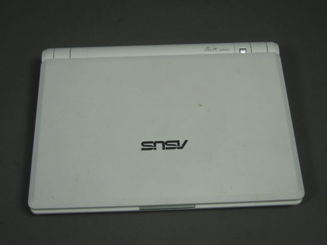 Asus EEE PC 701 Netbook Laptop W/ Mouse AC Adapter Battery 512MB 4GB WiFi White 6