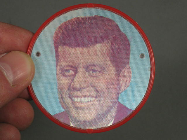 1960 John F Kennedy JFK Red Plastic Flasher Campaign Pin Pinback Button 2.5" NR!