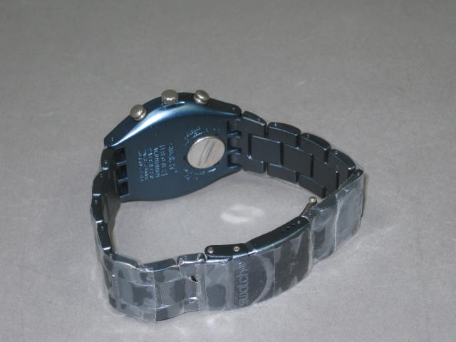 Mens New Swatch Irony Fuchsia Circle Chrono Standard Watch Aluminum YCN4007AG NR 4