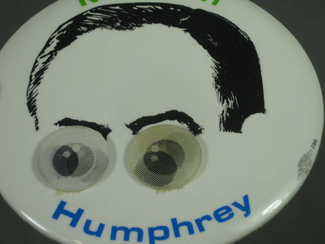 1968 My Man Humphrey Muskie Campaign Pin Pinback Button Googly Eyes Flasher DFL 1