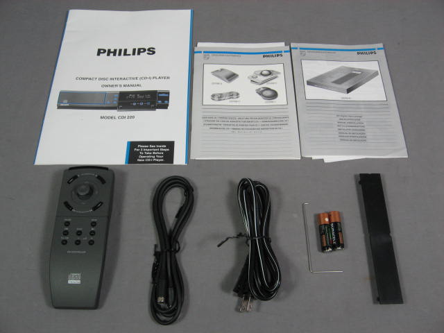 Philips CD-i CDI 220 System 5 Movies 8 Games Remote+ NR 12