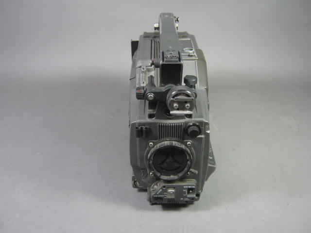 Sony DNW-9WS Betacam SX Power HAD 16:9/4:3 Pro Broadcast Camcorder Video Camera 1