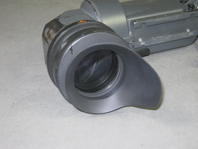 Sony BVF-V20W 1.5" Video Camera Camcorder Viewfinder Shotgun W/ Microphone Mic 4