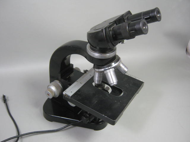 Vtg Ernst Leitz Wetzlar Germany Binocular Microscope W/ 4 Objective Lenses NR! 4