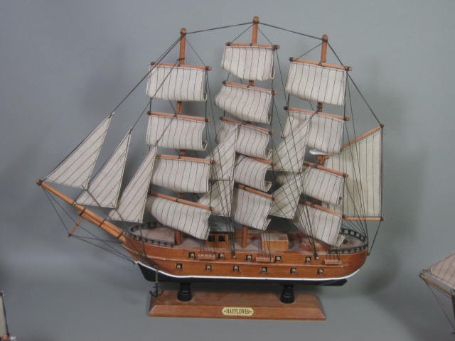 10 Vtg Wood Wooden Model Ship Sailboat Boat Lot Mayflower Cutty Sark HMS Bounty 1