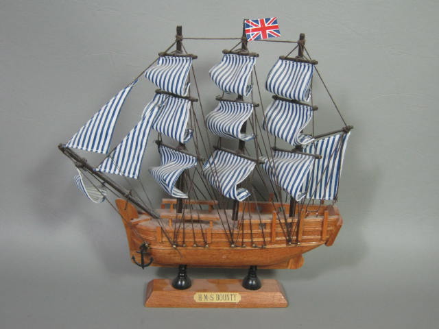 10 Vtg Wood Wooden Model Ship Sailboat Boat Lot Mayflower Cutty Sark HMS Bounty 10