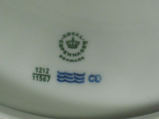 Vintage Royal Copenhagen 1212 / 11567 Soup Tureen Blue & White Fan Pattern 9.5" 8