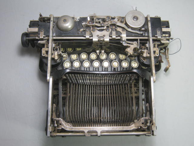 Vintage 1923 Corona #3 Folding Portable Typewriter Serial #565660 No Reserve! 20
