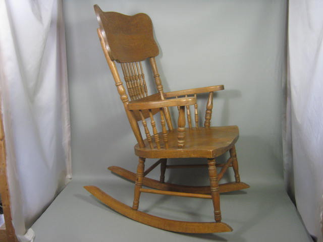 Vtg Antique Carved Wood Wooden Rocking Chair Rocker 38" x 31" x 19.5" NO RESERVE