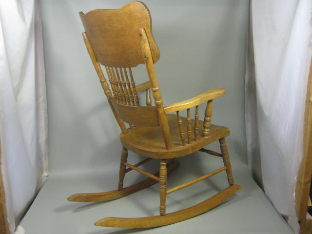 Vtg Antique Carved Wood Wooden Rocking Chair Rocker 38" x 31" x 19.5" NO RESERVE 6