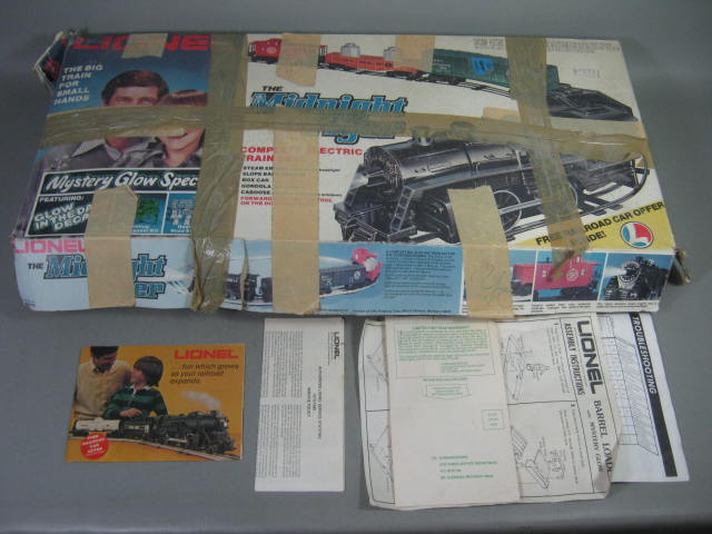 Vintage 1970s Lionel 6-1990 Midnight Flyer Mystery Glow Train Set Original Box 13