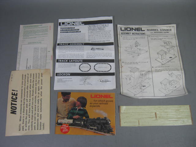 Vintage 1970s Lionel 6-1990 Midnight Flyer Mystery Glow Train Set Original Box 14