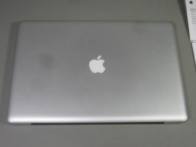 MacBook Pro 17" Mac Laptop 2.93GHz 4GB DDR3 320GB HDD One Owner Exc Condition! 3
