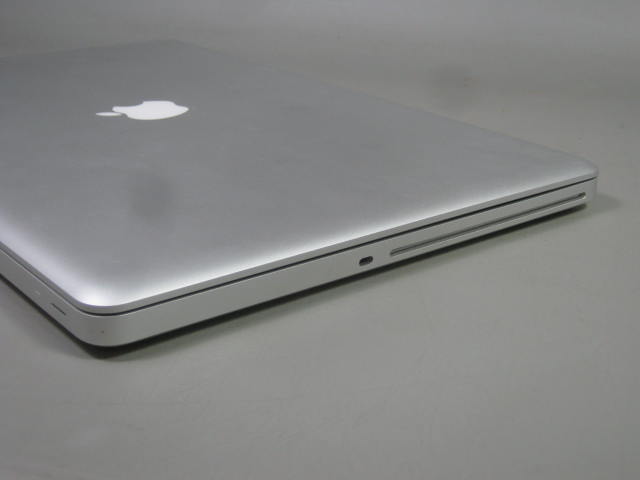 MacBook Pro 17" Mac Laptop 2.93GHz 4GB DDR3 320GB HDD One Owner Exc Condition! 5