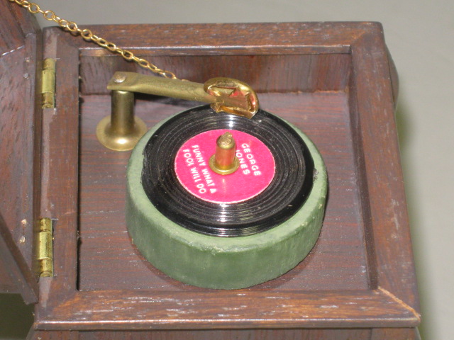 RARE Vtg 1978 Artist Signed Dollhouse Miniature Wooden Victrola Record Player NR 8