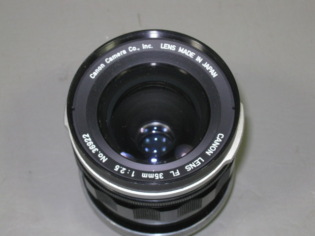 Canon Cannon FL FD Mount 35mm 1:2.5 Manual Focus Wide Angle Lens W/ Caps + Case 3