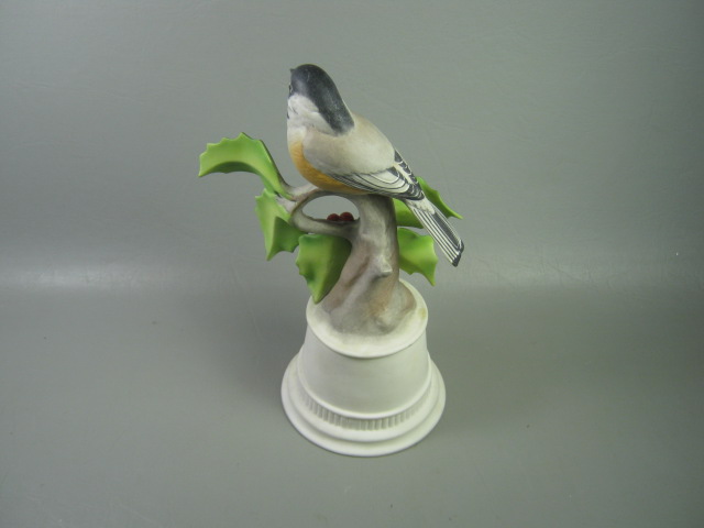 Vtg Edward Marshall Boehm Black-Capped Chickadee Figurine On Holly Branch #438C 3