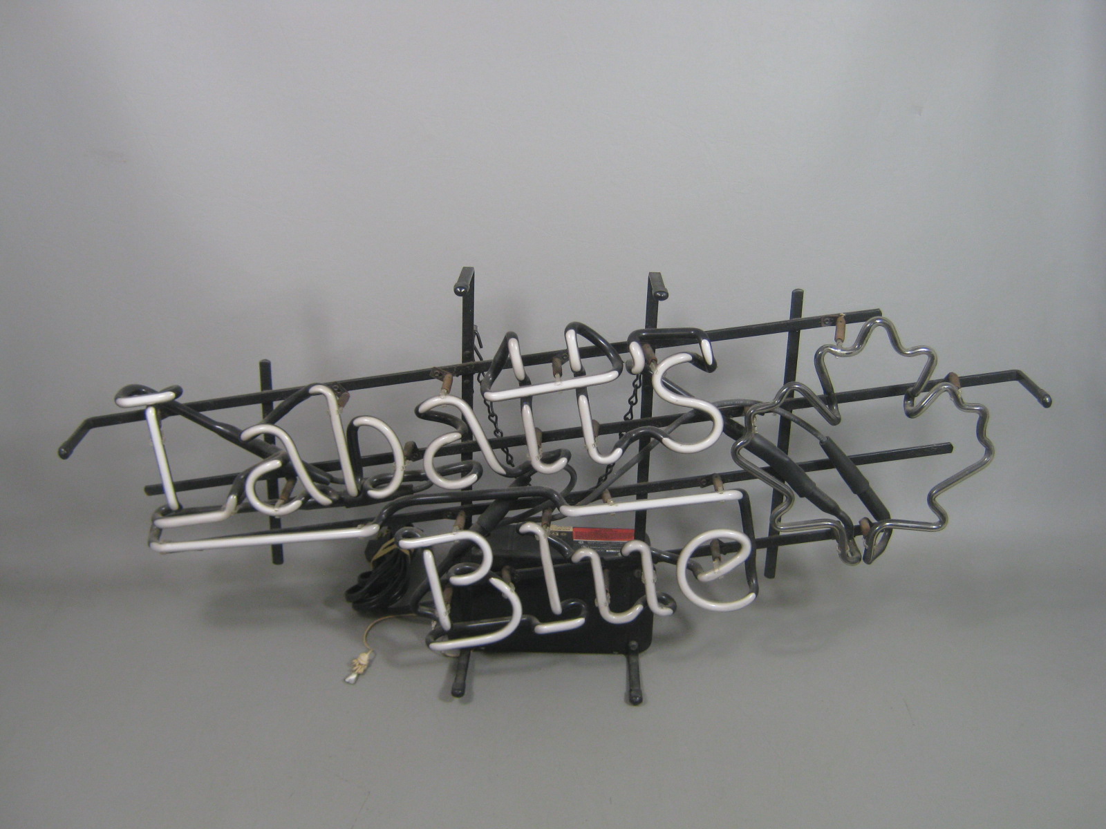 Vtg 1991 Labatts Blue Beer Advertising Electric Neon Light Bar Sign + Maple Leaf 1