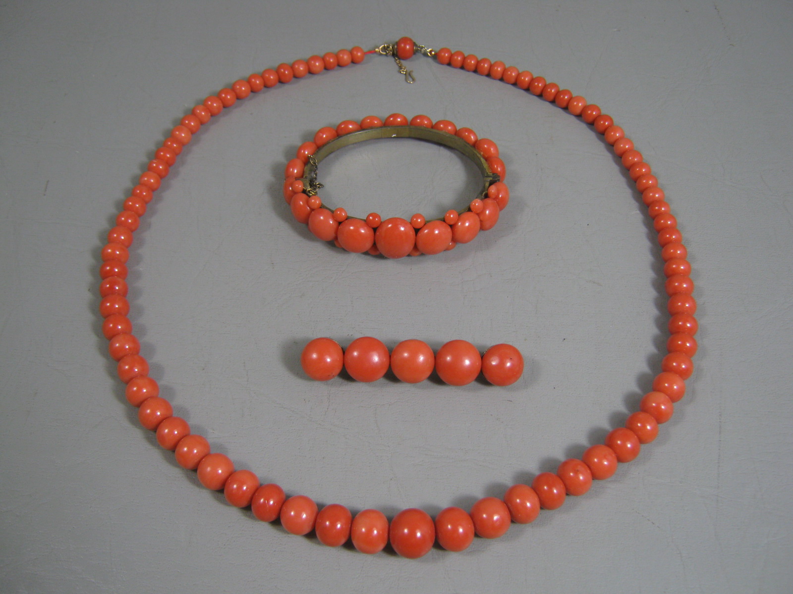 Vintage Antique Red Coral 23" Necklace & Bracelet & Brooch Set Estate Jewelry NR