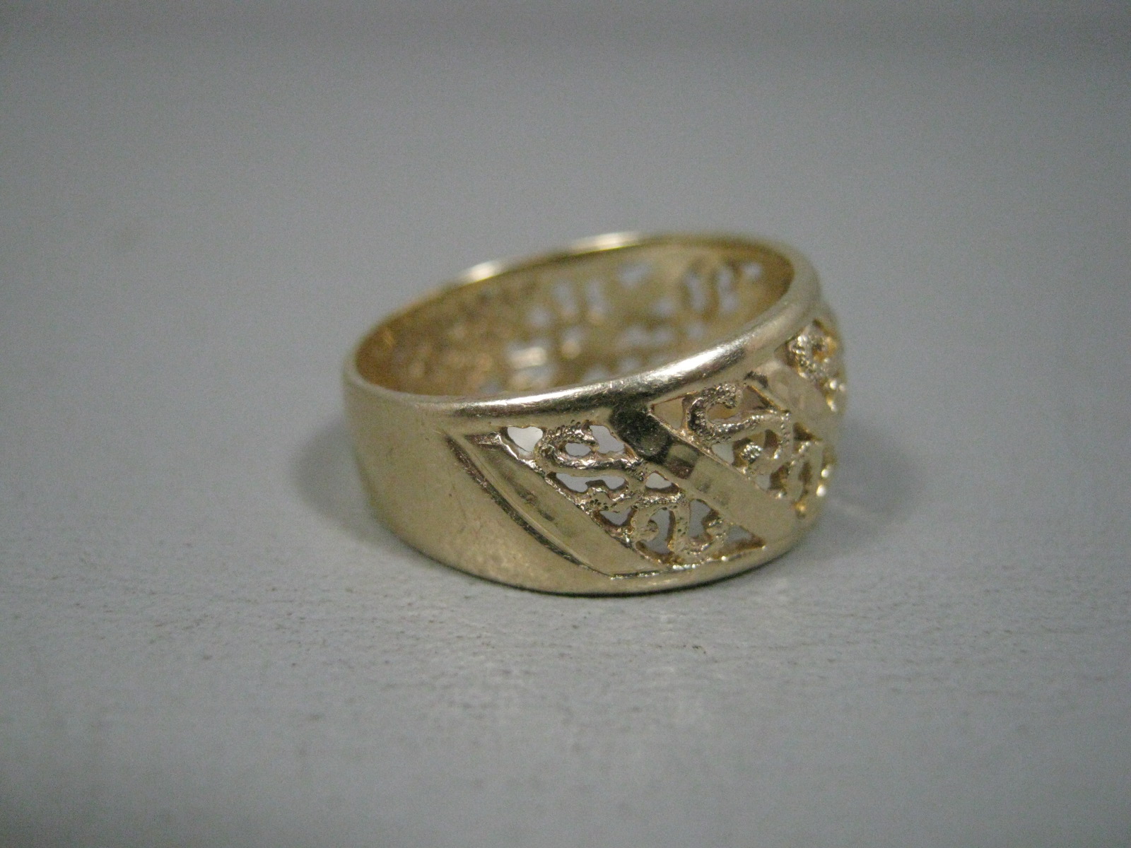 Lovely 14k Yellow Gold Ladies Womens Beverly Hills Filigree Scroll Ring Size 7 3