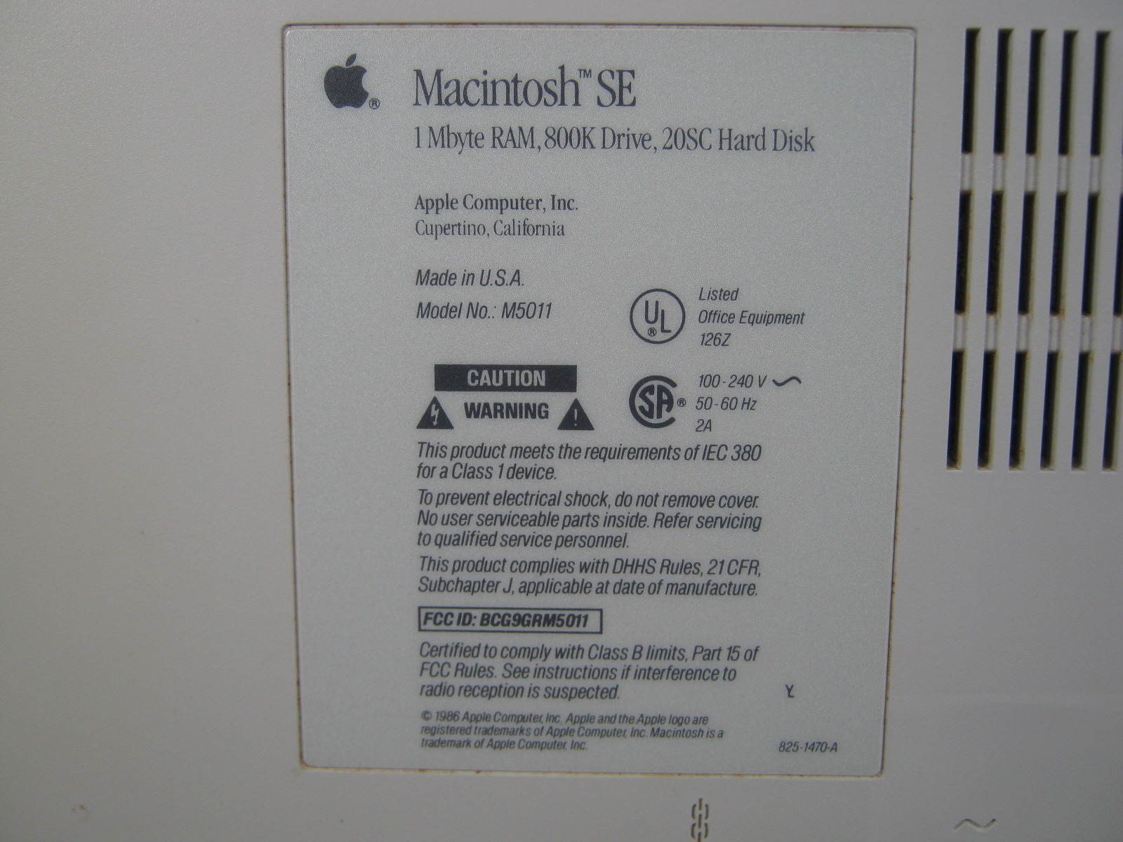 Vtg Apple Macintosh SE Desktop Computer 1MB Ram 800k Drive Mouse Keyboard In Box 5