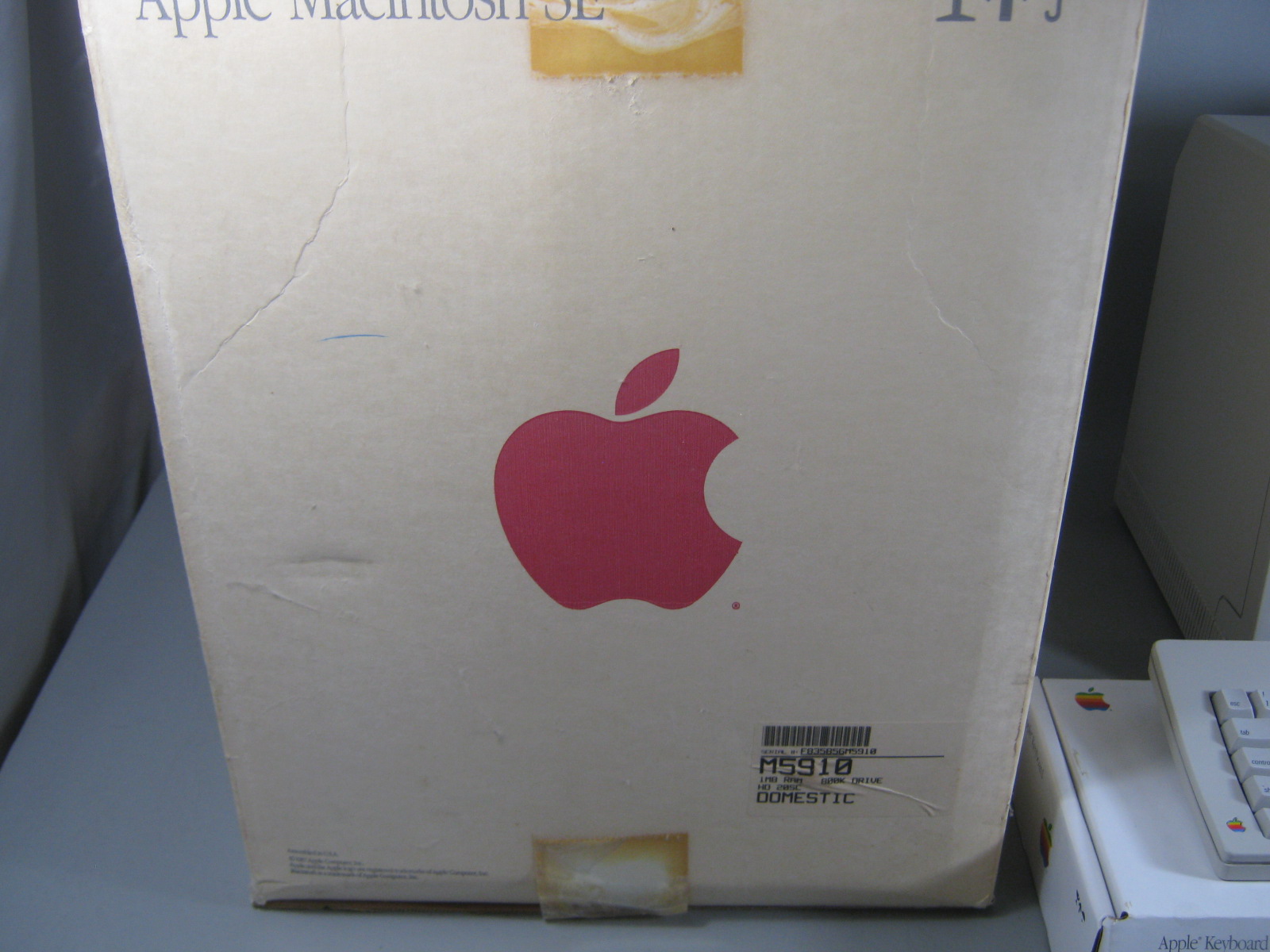 Vtg Apple Macintosh SE Desktop Computer 1MB Ram 800k Drive Mouse Keyboard In Box 10
