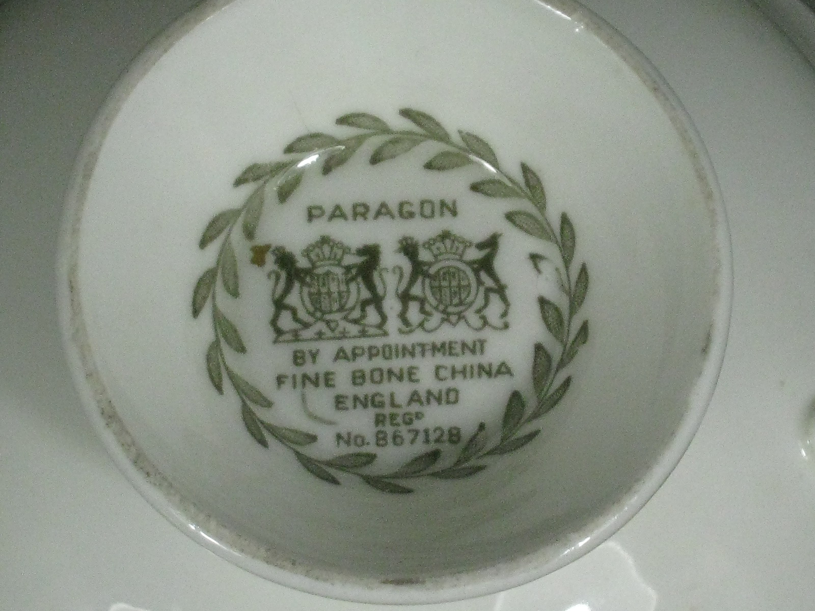 2 Paragon Bone China Queen Elizabeth II 1953 Coronation Tea Cups Teacups Saucers 13
