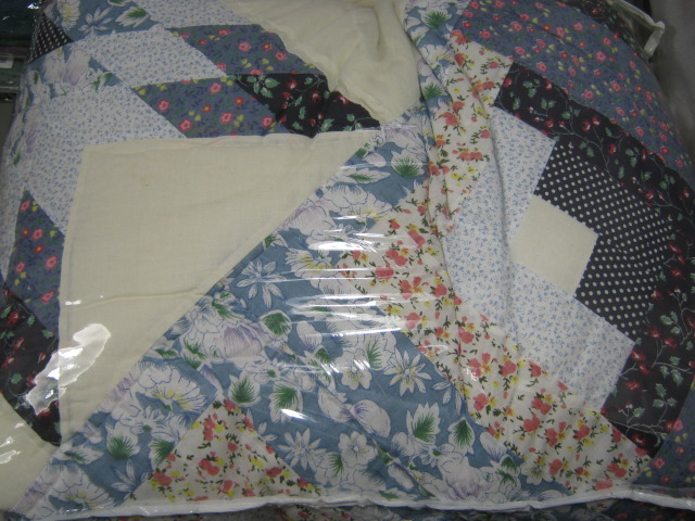 Large New Quilts Throws Shams Lot Table Runners Amish Floral QVC Hand Crafted NR 4