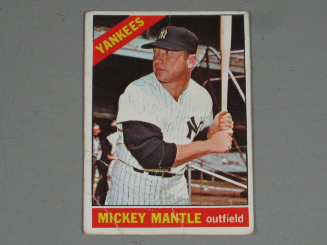 7 Vtg Mickey Mantle NY Yankees Baseball Cards Lot Topps 487 563 300 150 50 NR! 9