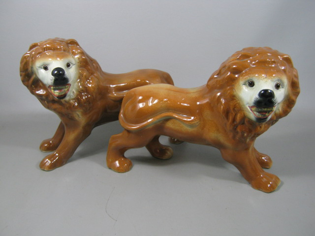 Antique Pair Free Standing Staffordshire Lions W/ Glass Eyes 11" X 14" No Res!