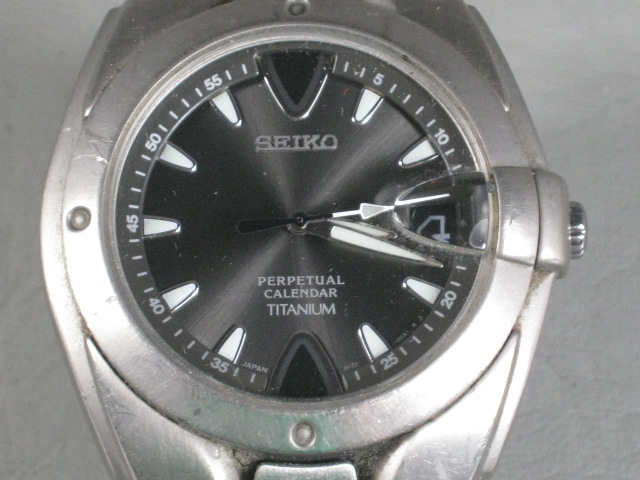 Seiko Perpetual Calendar Titanium Mens Wristwatch Watch 8F32-0049 No Reserve! 2