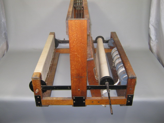 Vtg Antique Structo Artcraft Wooden 4 Harness Table Top Textile Weaving Loom +NR 9