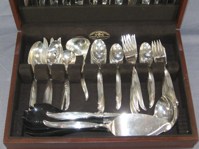 1847 Rogers Bros Flair Flatware Set Reed & Barton Chest 2