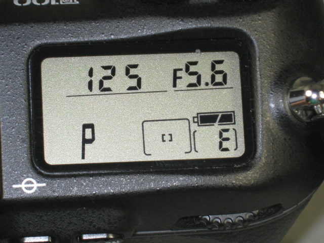 Nikon F100 Camera AF Nikkor 24mm f/2.8 Lens Tamrac 606 Case Bundle EXC COND! NR! 8