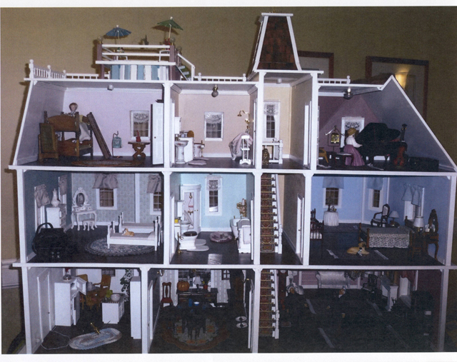 Real Good Toys Bostonian Dollhouse Fully Finished Built & Furnished 48"x24"x41" 1