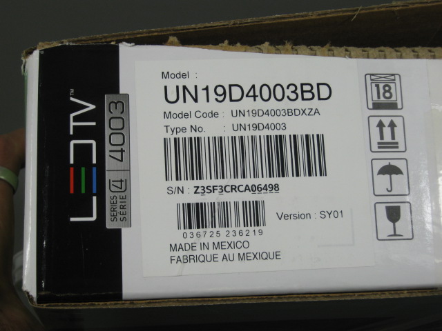 Samsung 19" Widescreen LED TV HDTV Series 4 4003 UN19D4003BD USB HDMIx2 No Res! 6